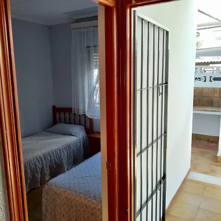 Holiday home Casa Chalet Independiente En Calle Privada