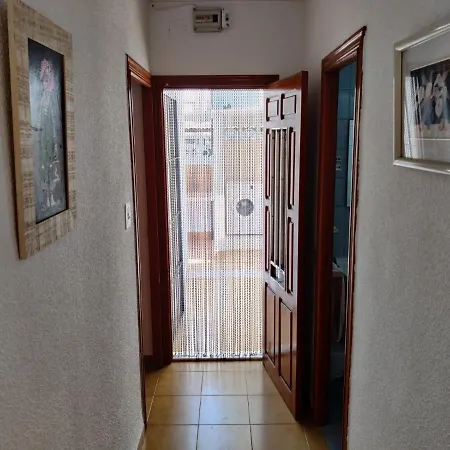 Casa Chalet Independiente En Calle Privada * Playa de Gandía